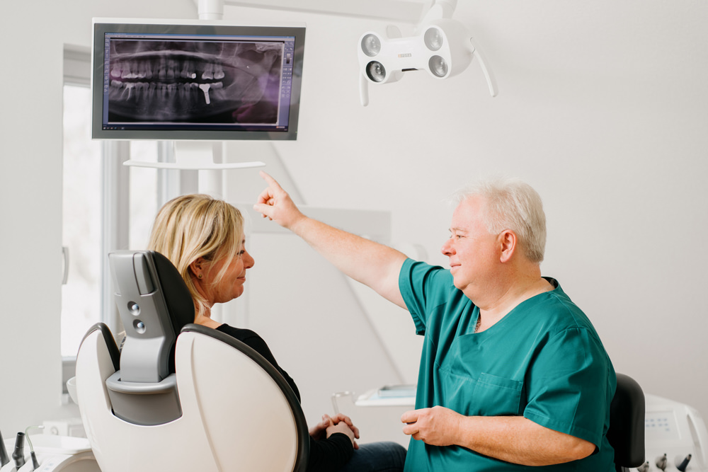 Zahnarzt Titisee-Neustadt ganendiran-implantologie